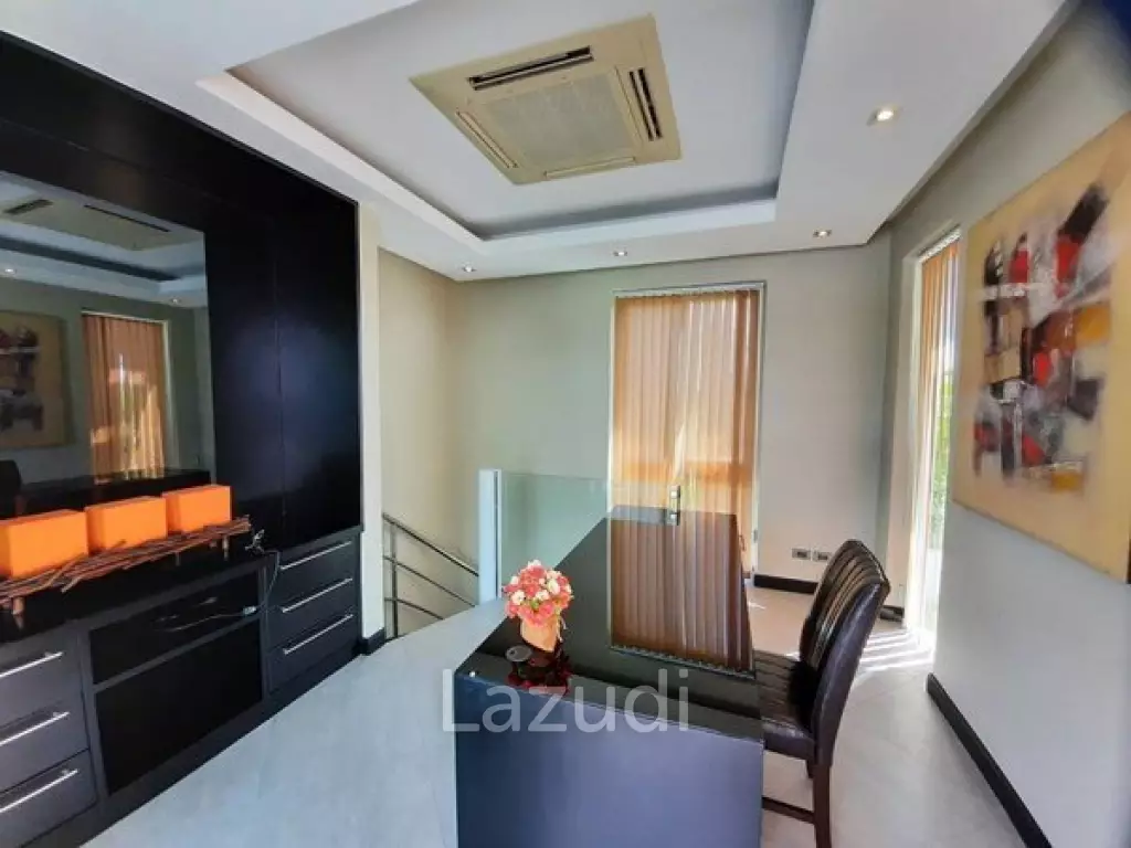 Jomtien Modern Style Villa for Sale