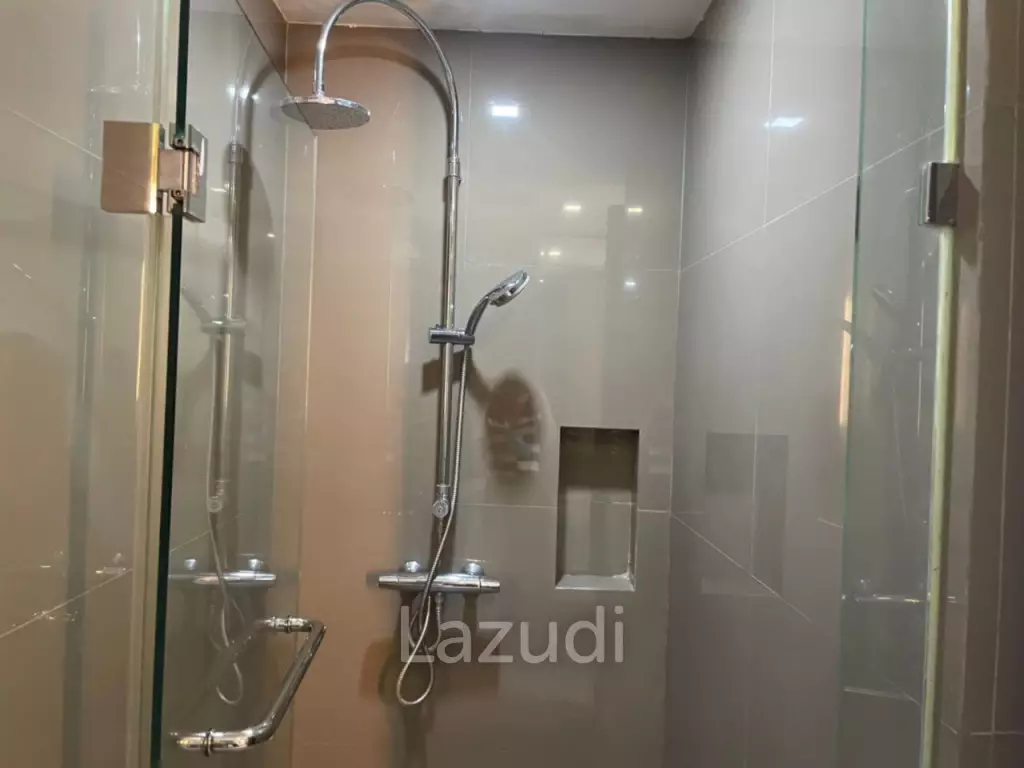 2 Bed 2 Bath 62 SQ.M Dazzle Sukhumvit 7