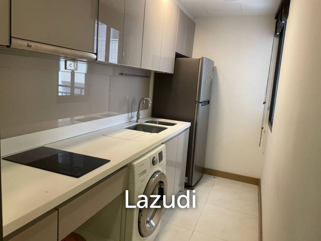 2 Bed 2 Bath 62 SQ.M Dazzle Sukhumvit 7