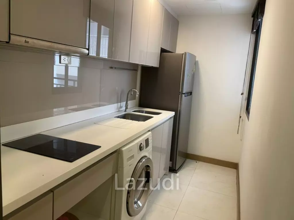 2 Bed 2 Bath 62 SQ.M Dazzle Sukhumvit 7