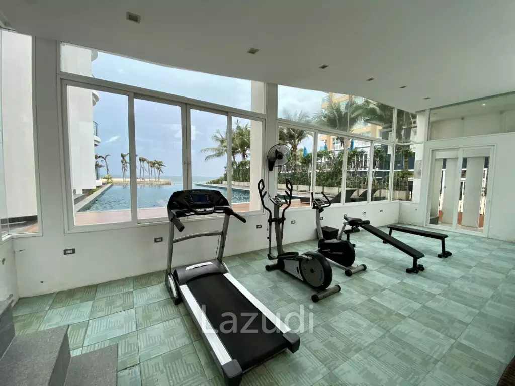 Beachfront Jomtien Residence Build A for Sale