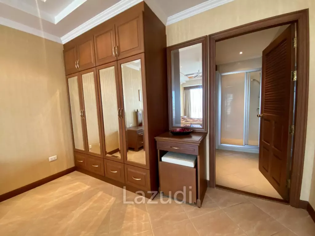 1 Bedroom View Talay 5D for Sale in Jomtien