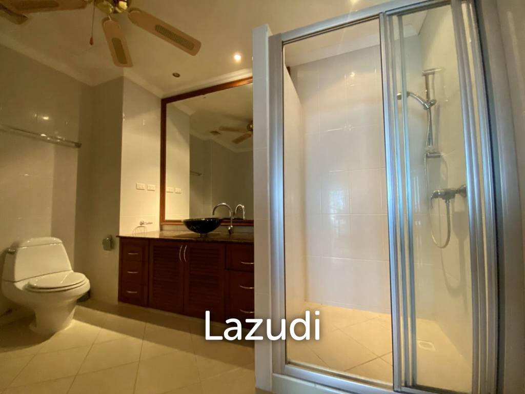 1 Bedroom View Talay 5D for Sale in Jomtien