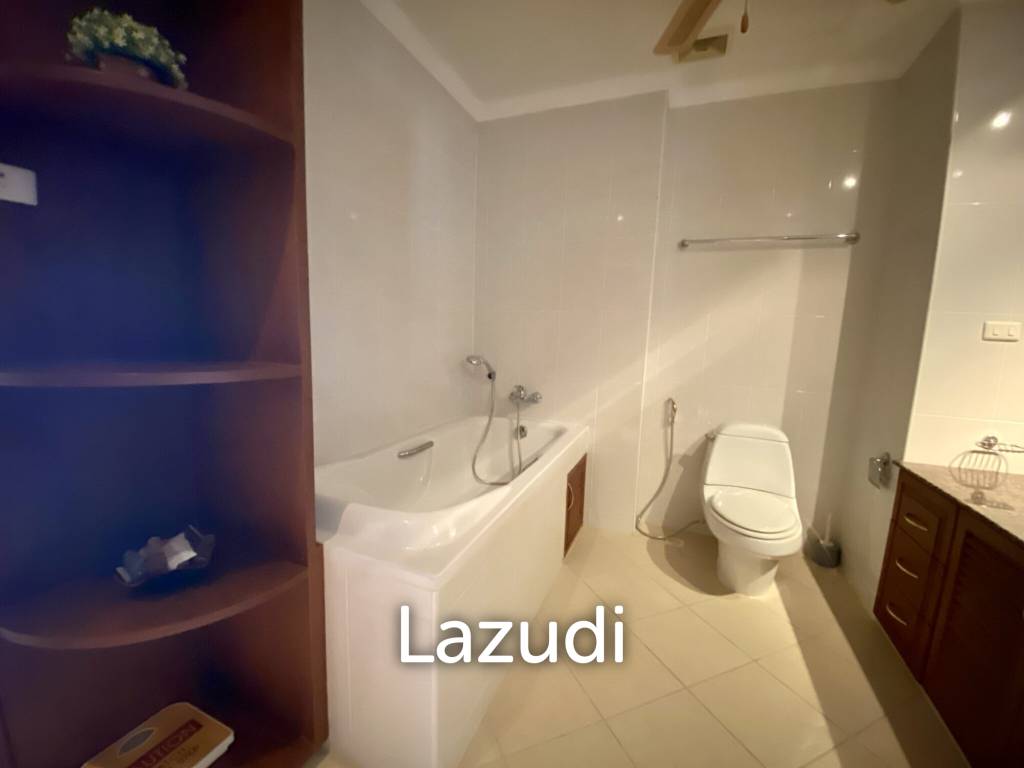 1 Bedroom View Talay 5D for Sale in Jomtien