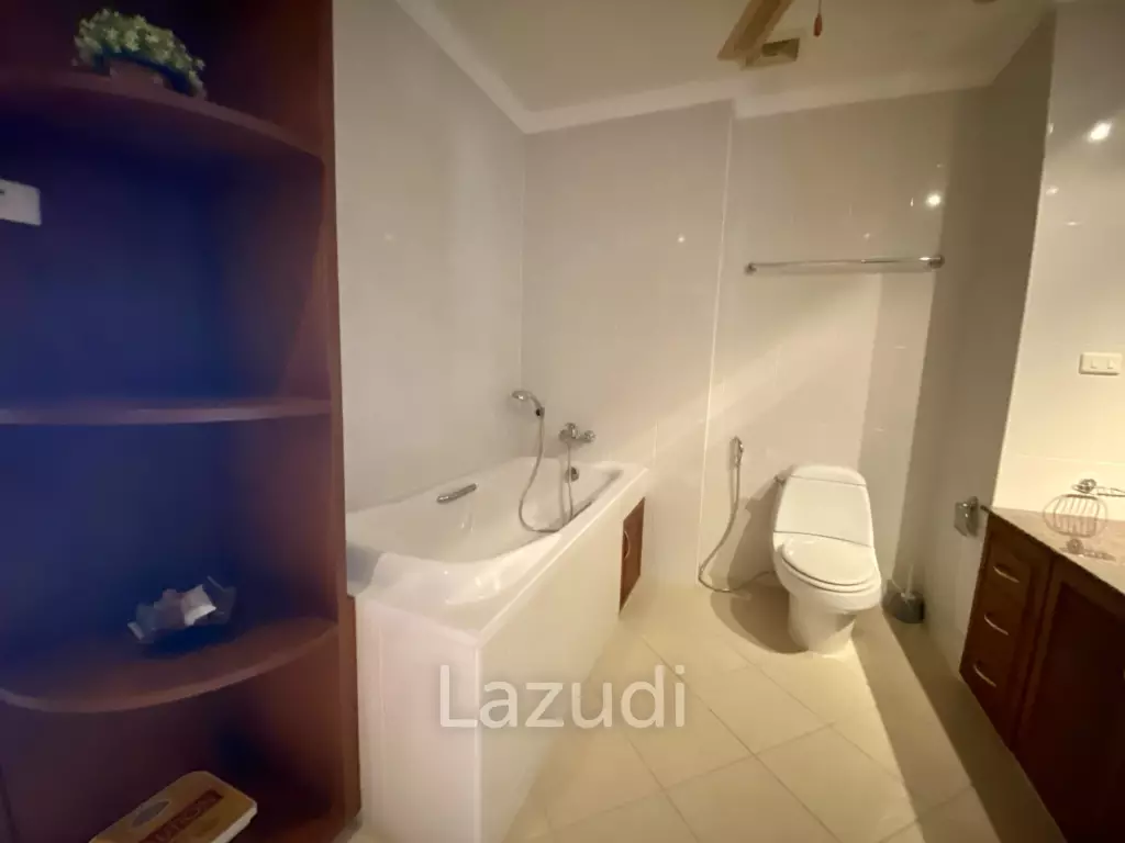 1 Bedroom View Talay 5D for Sale in Jomtien