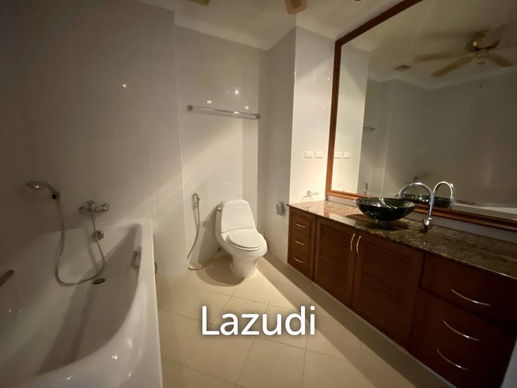 1 Bedroom View Talay 5D for Sale in Jomtien