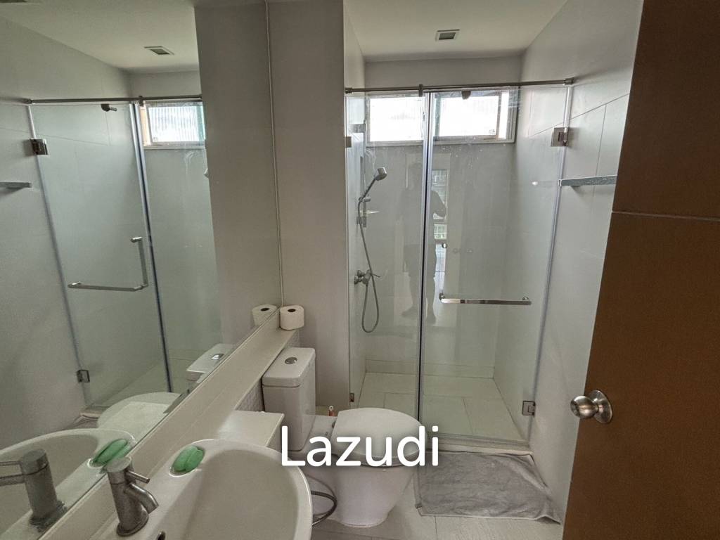 POOL VIEW  2 BED FOREIGN QUOTA BEACH NEARBY CONDO