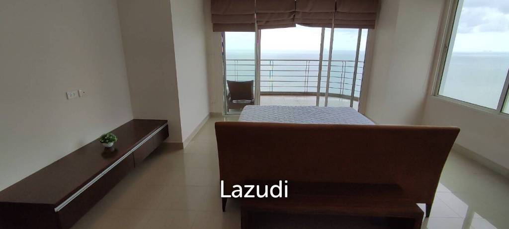 Large Unit Condo Residence @ Dream for Sale