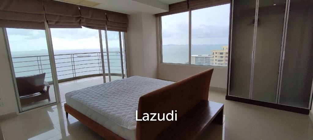 Large Unit Condo Residence @ Dream for Sale