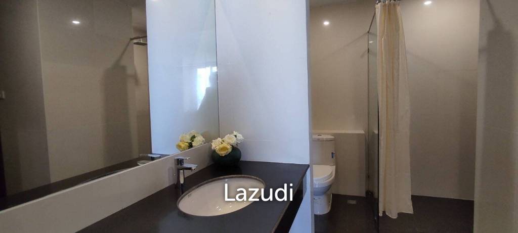 Large Unit Condo Residence @ Dream for Sale