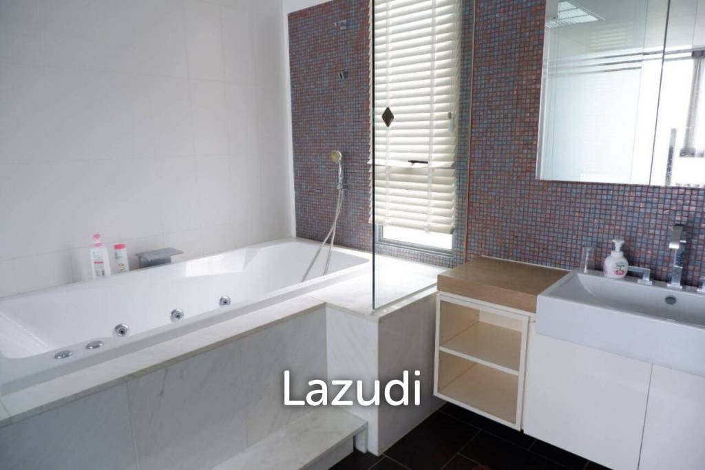 High Floor Northpoint Condo for Rent in Pattaya