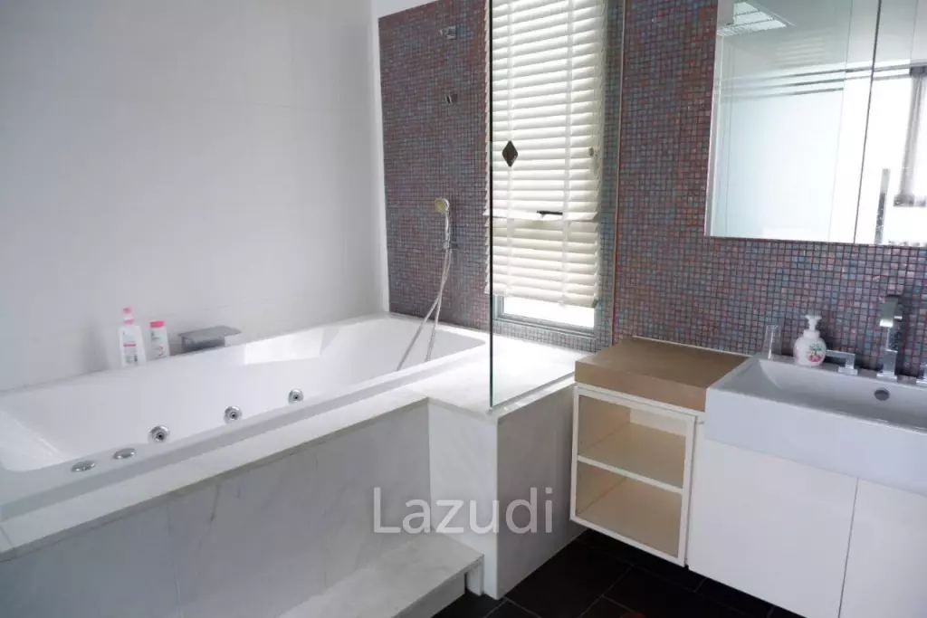 High Floor Northpoint Condo for Rent in Pattaya