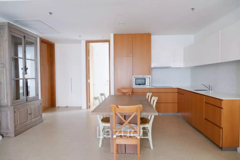 Condo for Rent at Northpoint Wongamat Condo