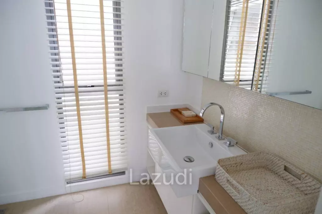 Condo for Rent at Northpoint Wongamat Condo