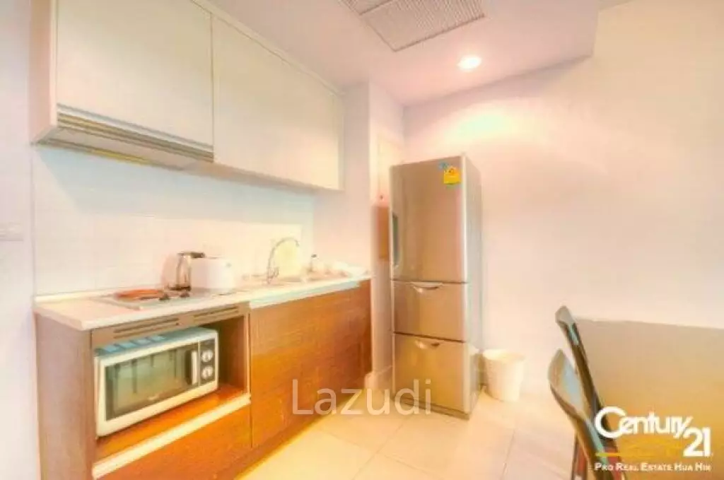1 Bed Beachfront Condo in Town