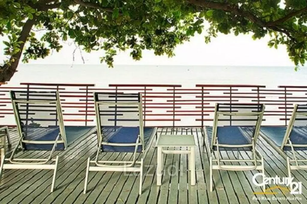 1 Bed Beachfront Condo in Town