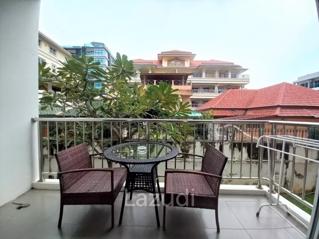 Great location Condo in Pratumnak for Sale