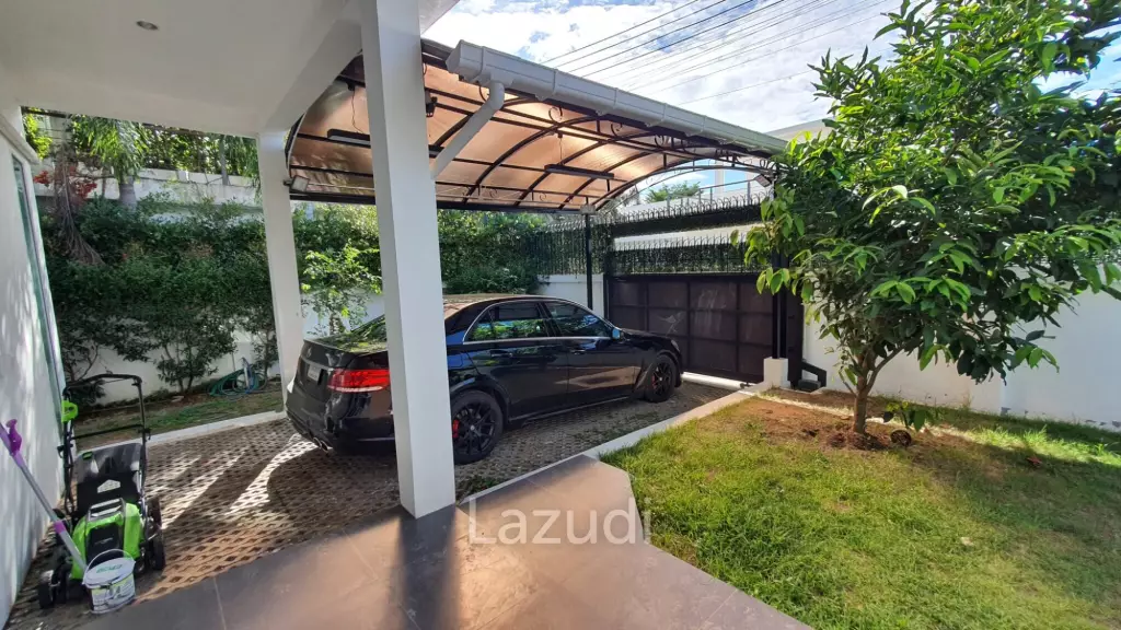 Contemporary House for Sale in Na Jomtien