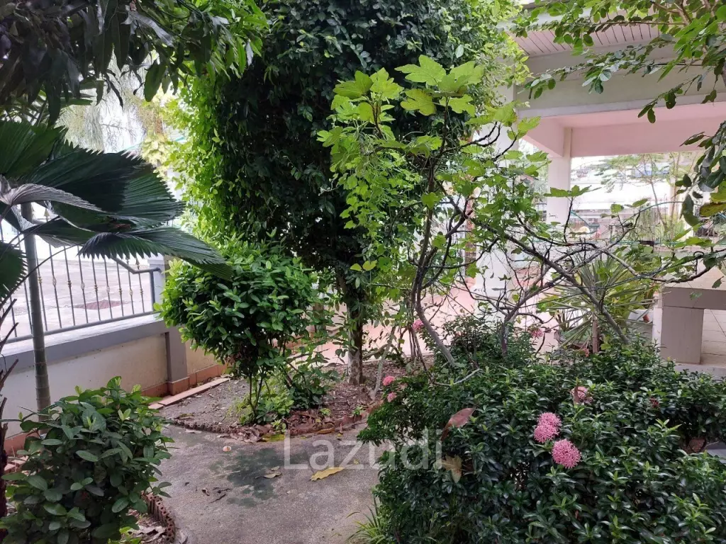 2 Bedrooms For Sale in East Pattaya