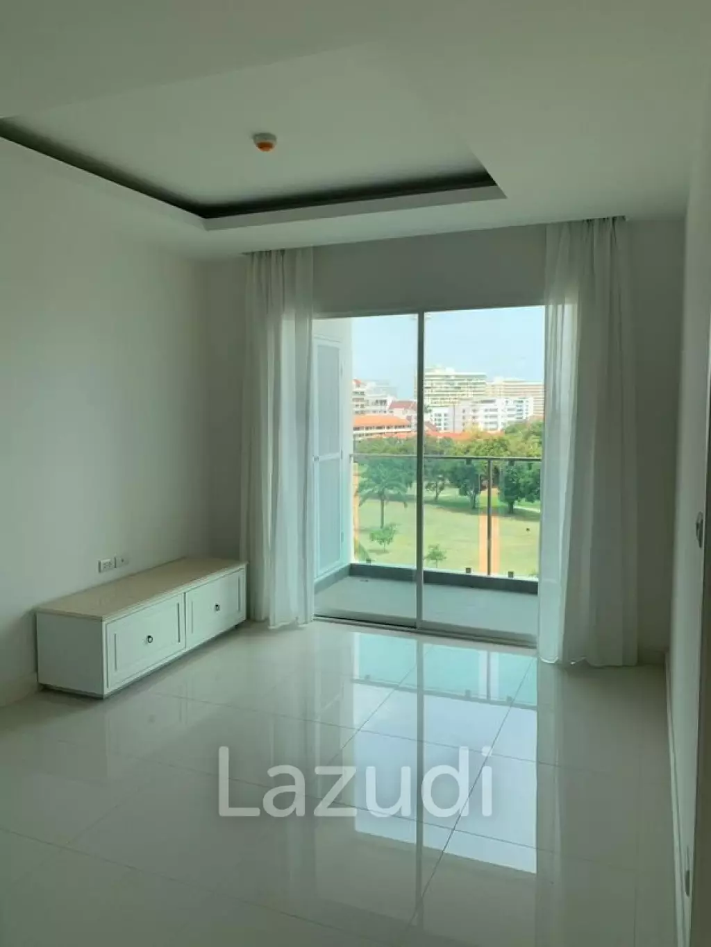1 Bed 1 Bath 47 SQ.M One Tower Pratamnak