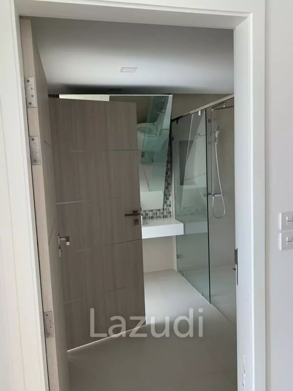 1 Bed 1 Bath 47 SQ.M One Tower Pratamnak