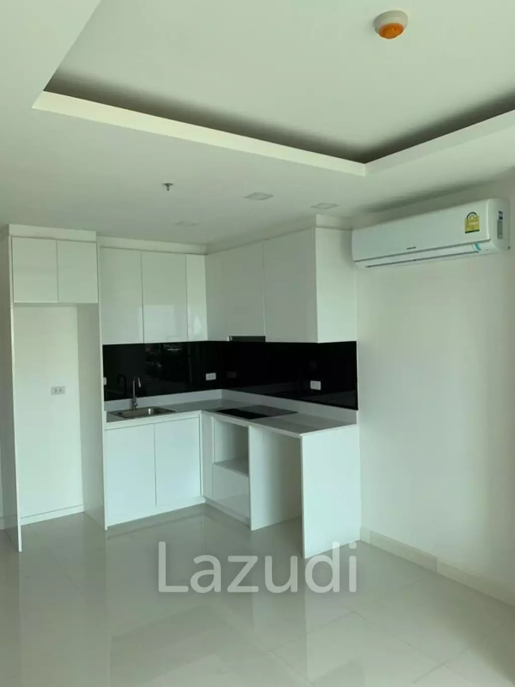 1 Bed 1 Bath 47 SQ.M One Tower Pratamnak