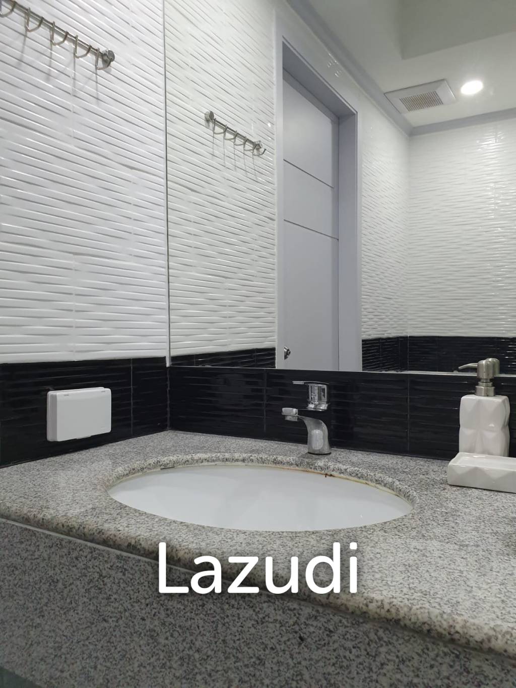 Studio Oriental Tropical Pattaya Condo for Sale
