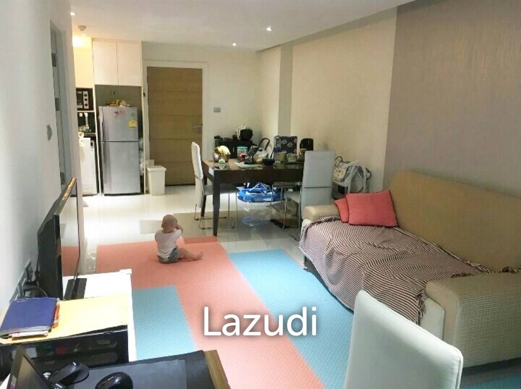 Sunset Boulevard Condo for Sale in Pratumnak