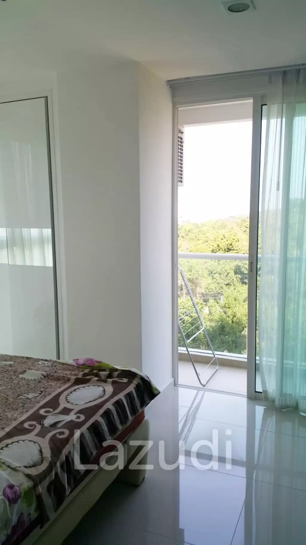 The Vision Pratumnak Condo for Sale