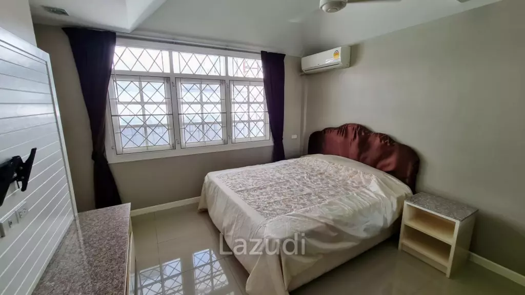 4 Bedrooms House for Sale in Na Kluea