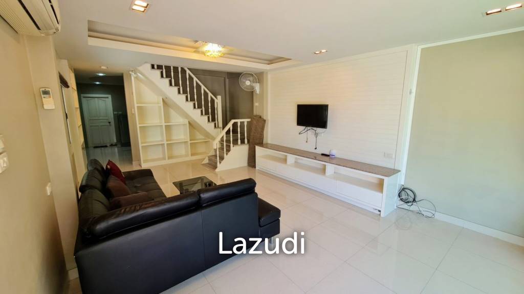 4 Bedrooms House for Sale in Na Kluea