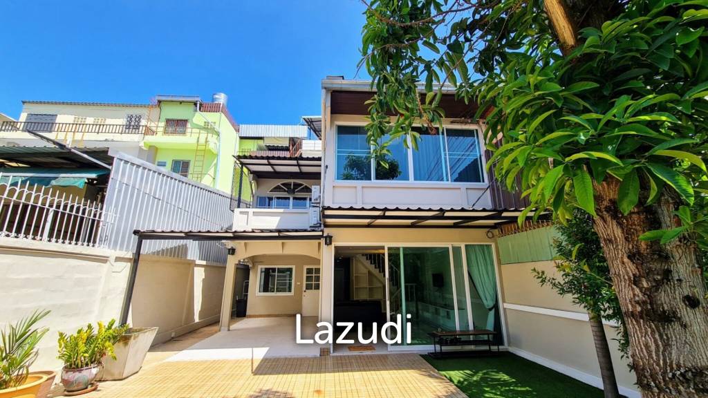 4 Bedrooms House for Sale in Na Kluea