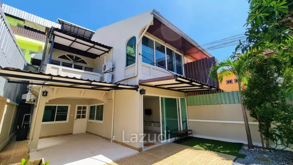 4 Bedrooms House for Sale in Na Kluea