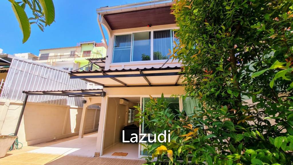 4 Bedrooms House for Sale in Na Kluea