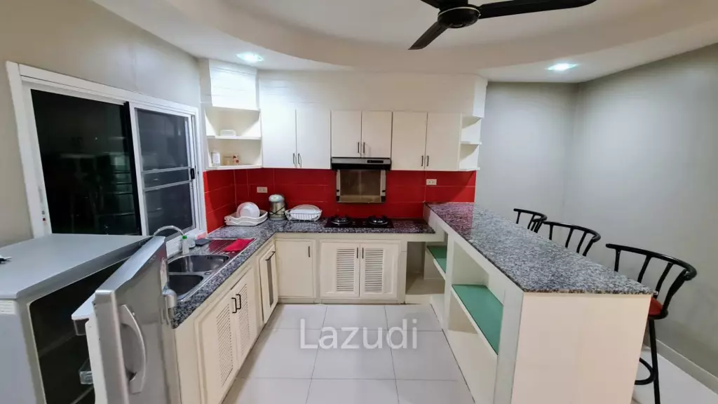 4 Bedrooms House for Sale in Na Kluea