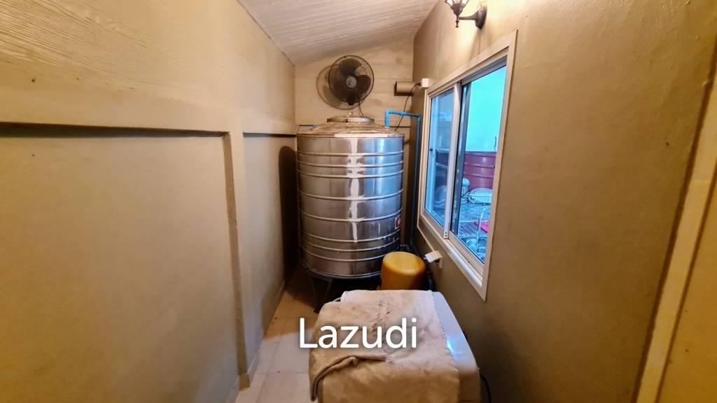 4 Bedrooms House for Sale in Na Kluea