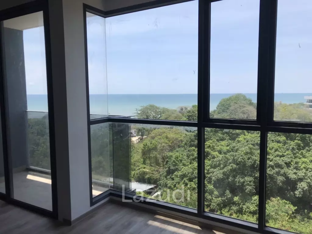 Cosy Beach Andromeda Condo for Sale