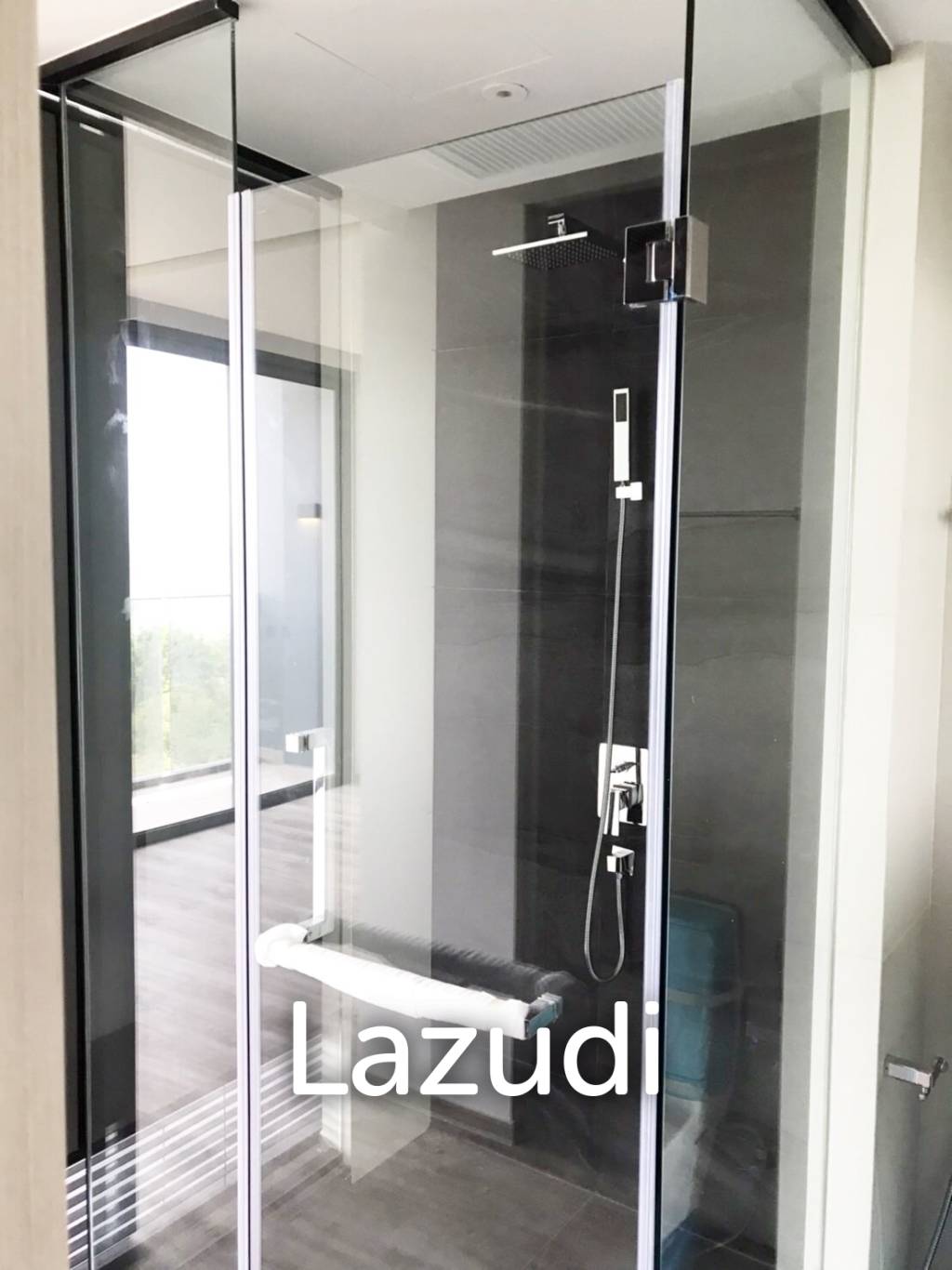 Cosy Beach Andromeda Condo for Sale