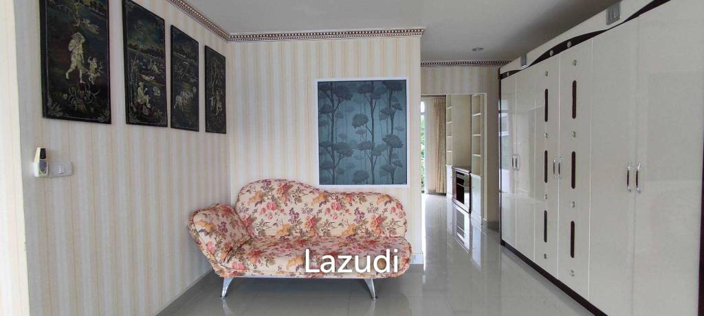 3Storey Home for Sale in Jomtien Pattaya