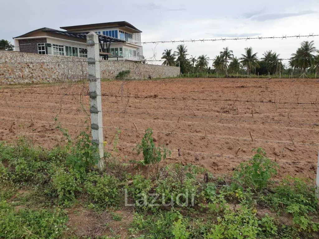 Land For Sale in Mabprachan
