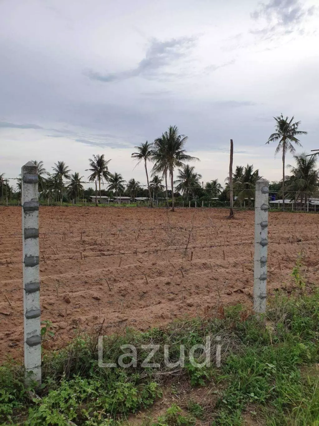 Land For Sale in Mabprachan