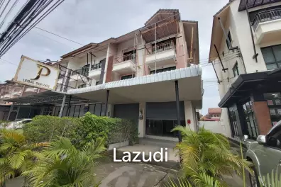 Two Storey Shophouse For Sale in East Pattaya