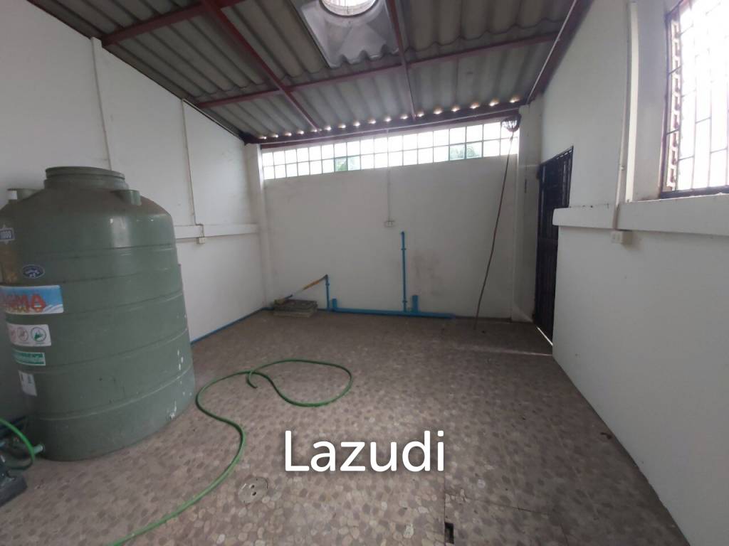 Two Storey Shophouse For Sale in East Pattaya