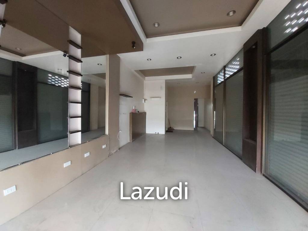 Two Storey Shophouse For Sale in East Pattaya