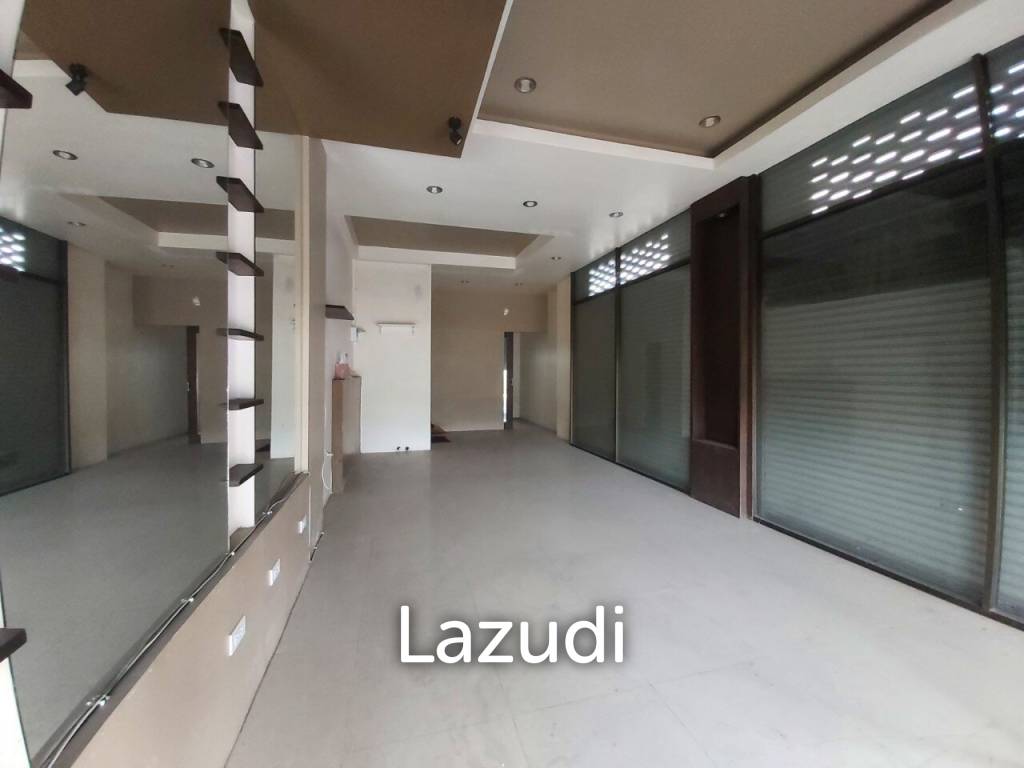 Two Storey Shophouse For Sale in East Pattaya