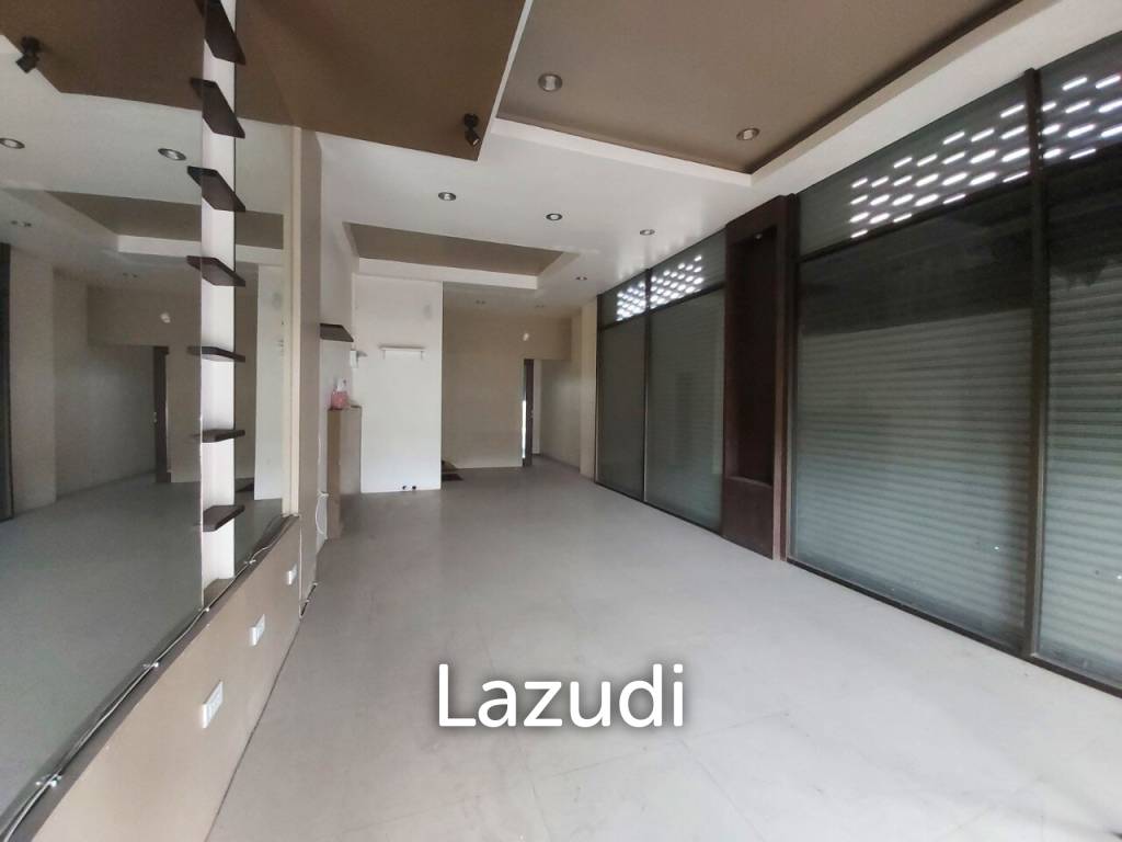 Two Storey Shophouse For Sale in East Pattaya