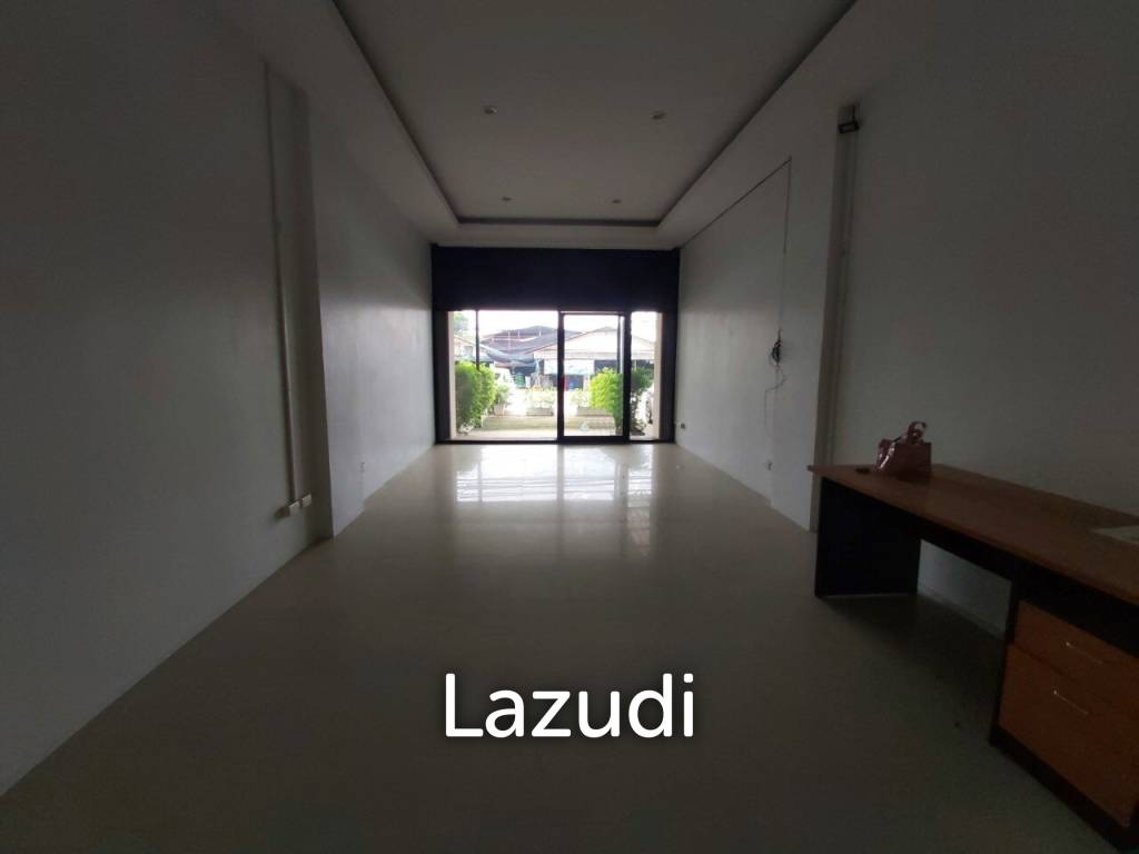Two Storey Shophouse For Sale in East Pattaya