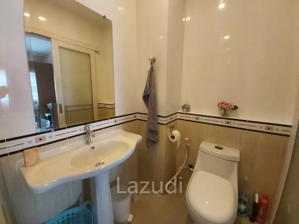 Great Price For Sale CC condo in Pattaya