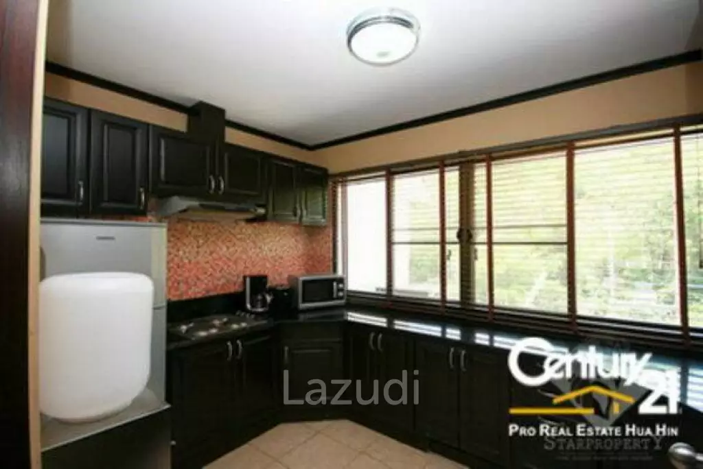 Beautifully Furnished 2 Bed Condo