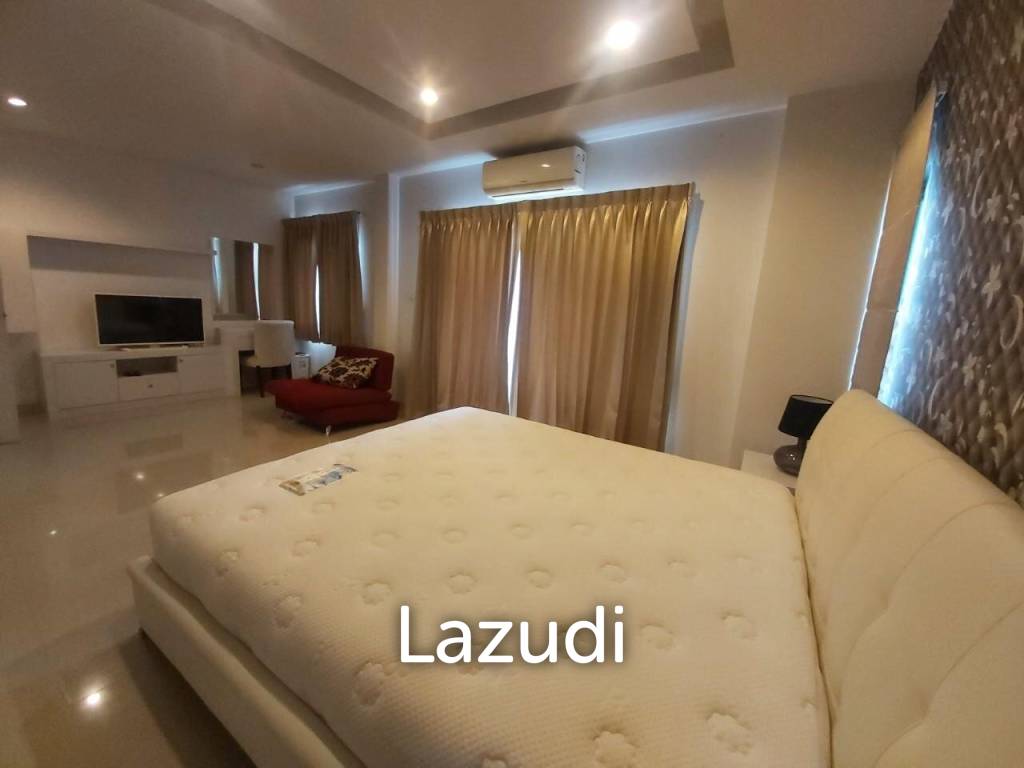 East Pattaya 4 Bedrooms House for Sale